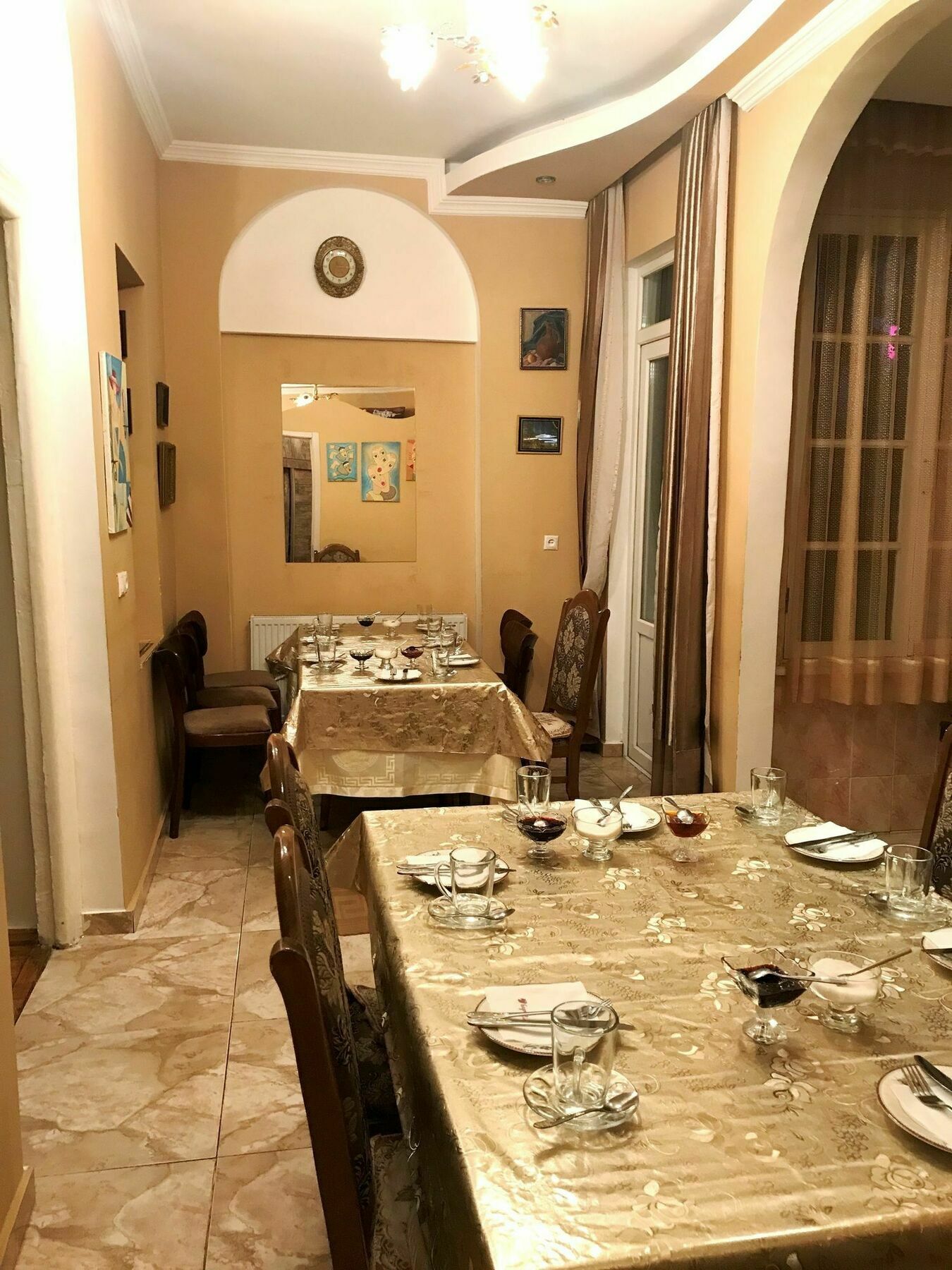 Family Hotel Parajanov Тбилиси Екстериор снимка