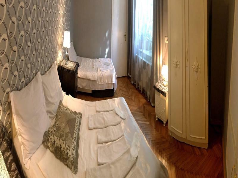 Family Hotel Parajanov Тбилиси Екстериор снимка